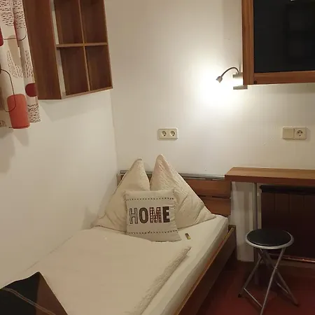 Dollnig Apartment *